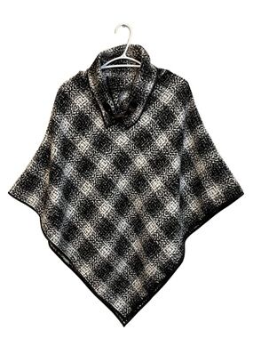 Laura Black & White Plaid Poncho with Leather-Look Trim – One Size NWT